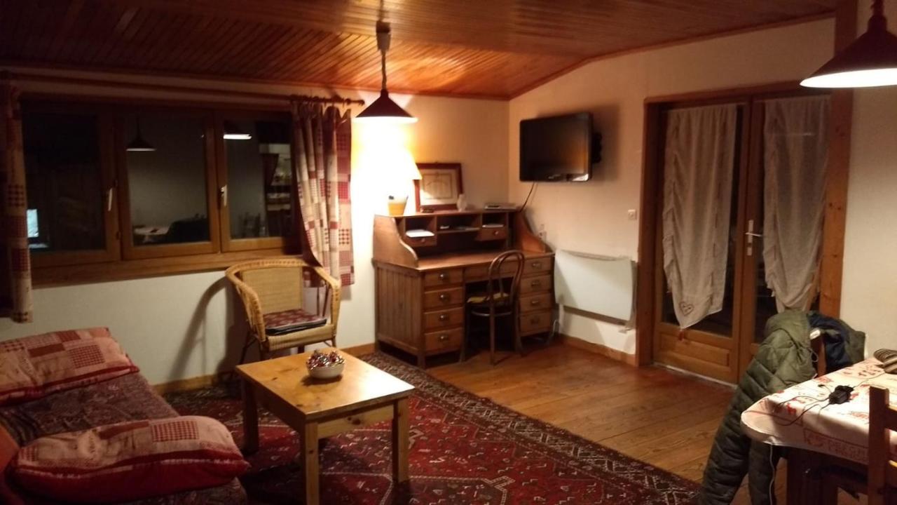 Appartement Dans Le Plus Haut Village D'Europe Saint-Vérand Exteriör bild