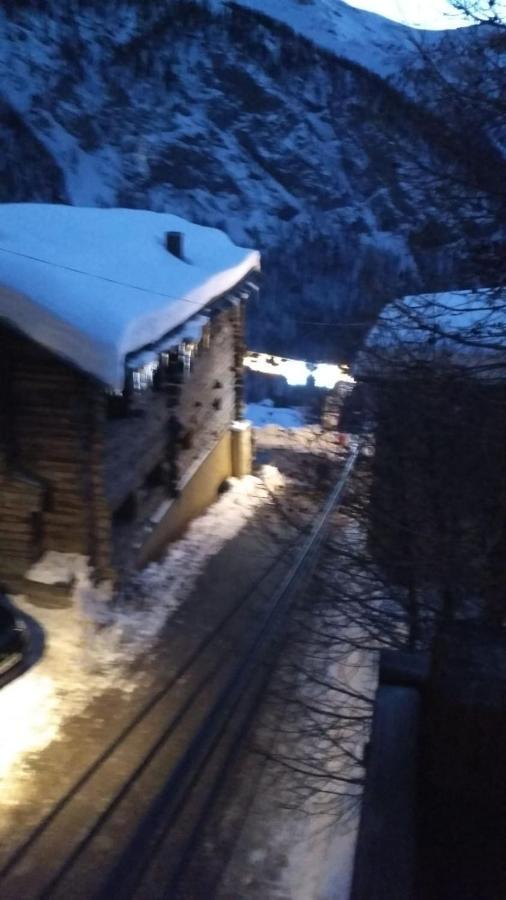 Appartement Dans Le Plus Haut Village D'Europe Saint-Vérand Exteriör bild